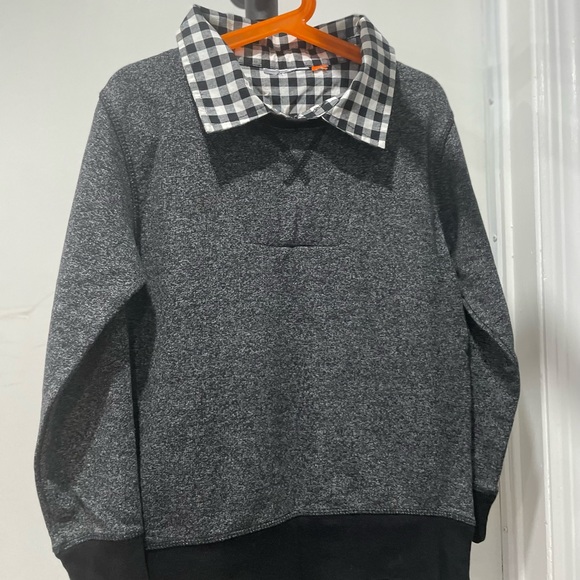 Children’s Place boys lightweight sweater. Tag is cut due to child sensitivity. - Picture 3 of 3